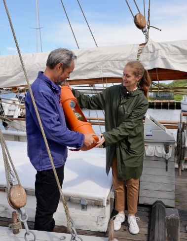 Stafetten sendes afsted fra Hjarbæk Fjord