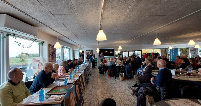 Vælgermøde - panelet.JPG